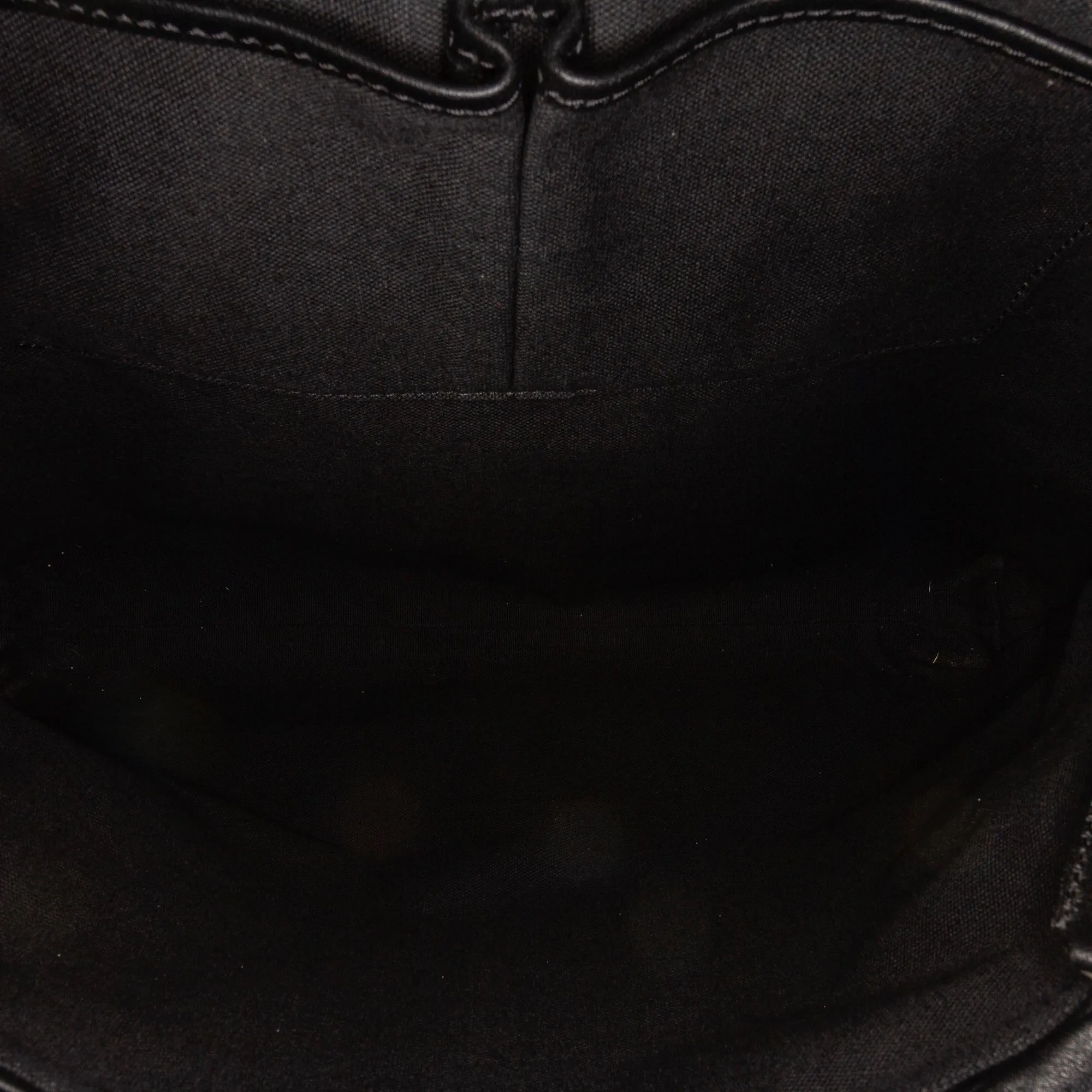 Alexander McQueen Skull Padlock Studded Leather Tote Bag (SHG-26631)