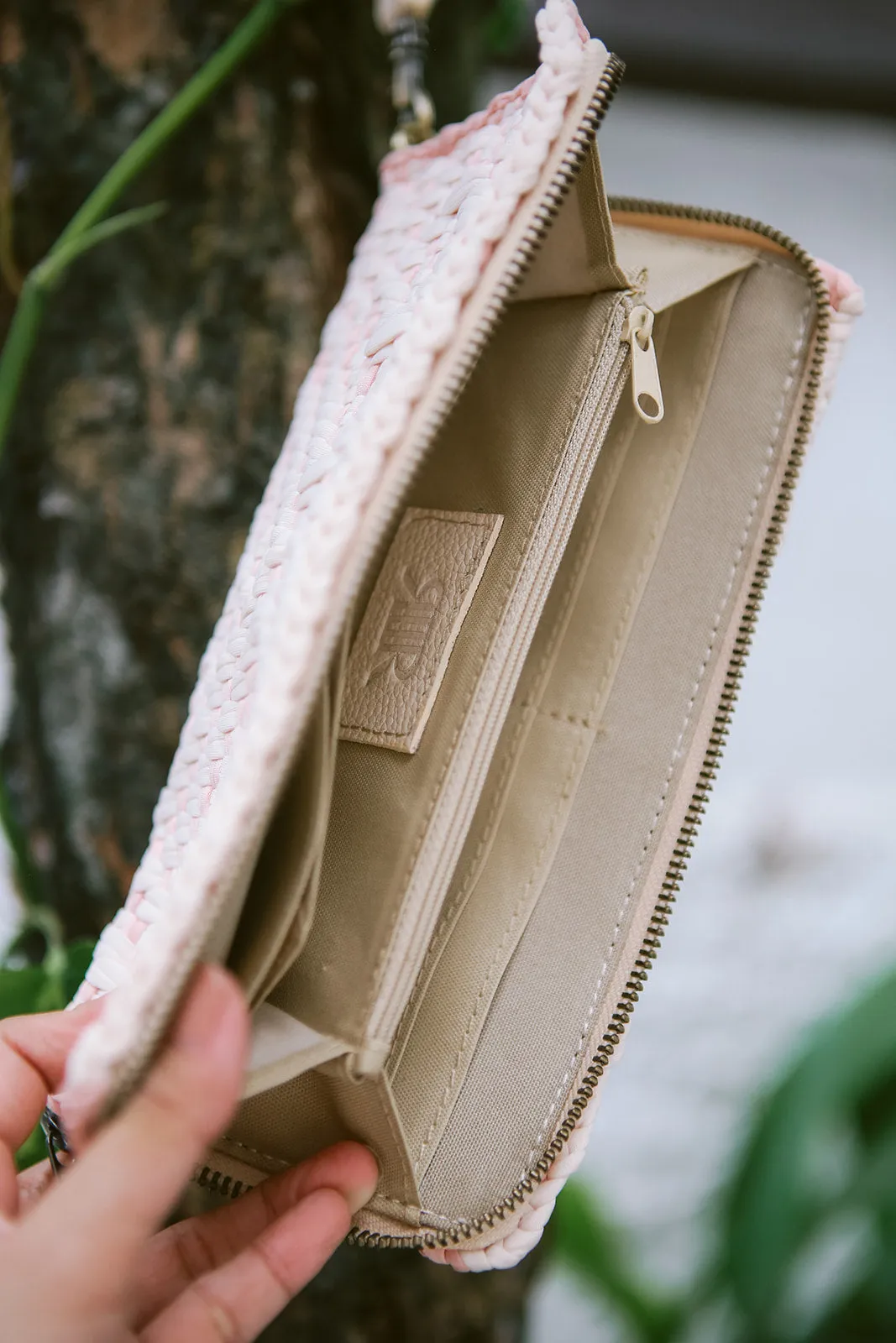 Cheska Wallet with Wristlet Lilac Diamond [Weddings]