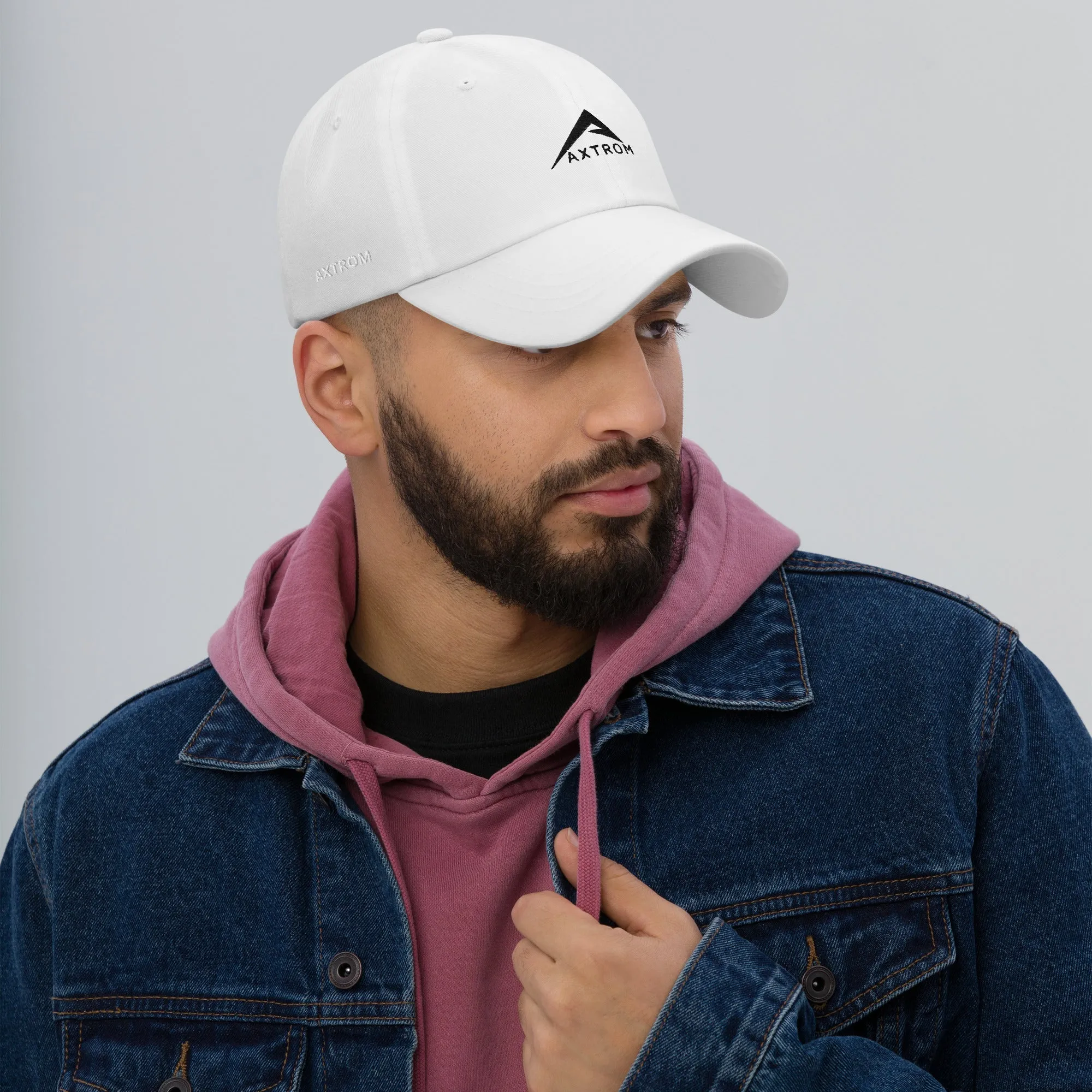 Classic curved hat (White/Black)