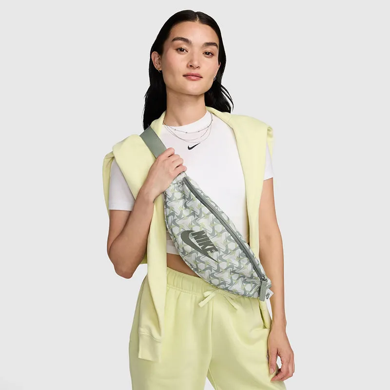 Nike Unisex Heritage Crossbody Bag (3L)