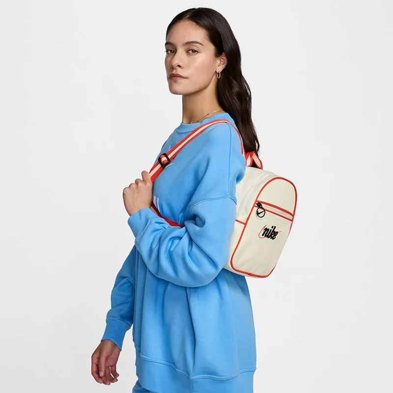 Nike Women's Sportswear Futura 365 Mini Backpack (6L)
